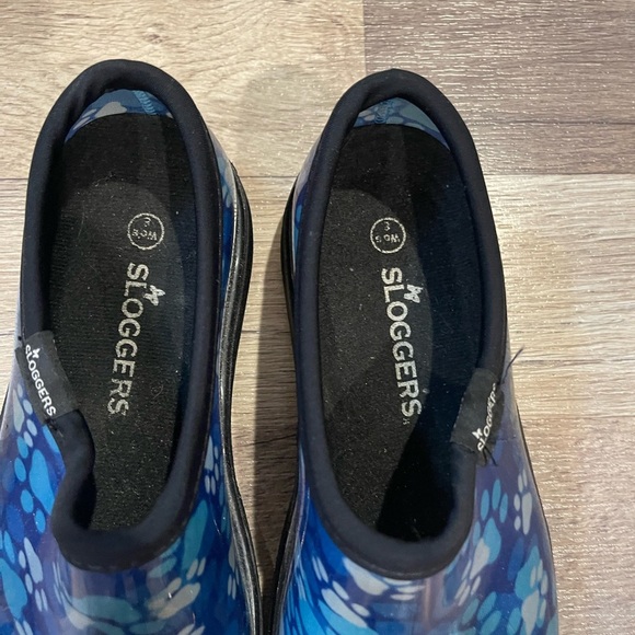 Sloggers Vibrant Blue Paw Print Shoes - Picture 3 of 6